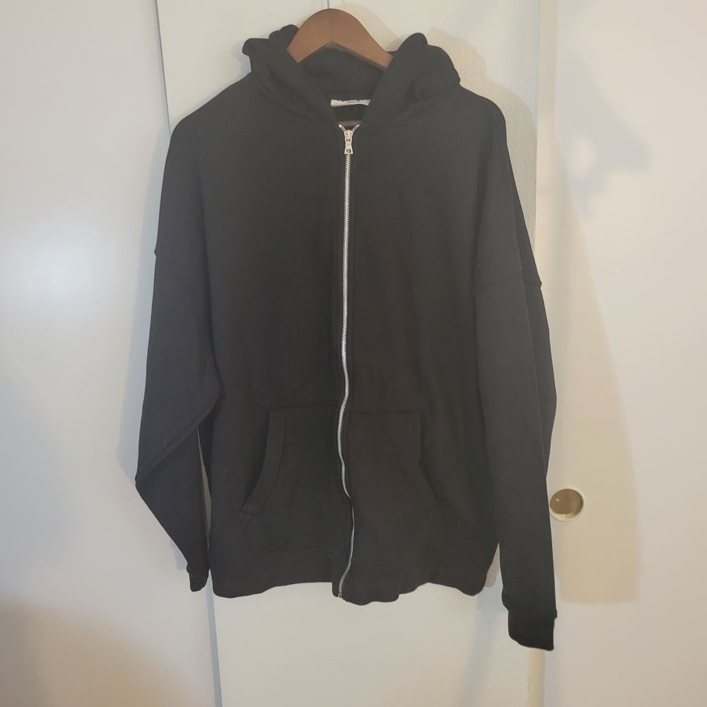 No Boundaries Men's Black Zip-Up Sweater
